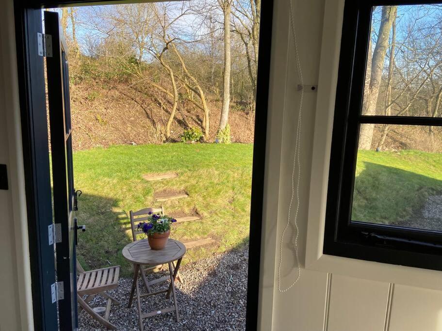 Peaceful Shepherd'S Hut In Beautiful Countryside. 린리스고 외부 사진
